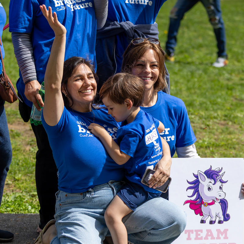 Nikki Savio and family at New York Chapter Walk Strong to Cure JM event